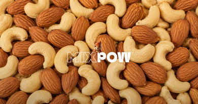 Amandes et noix de cajou Mixpow — ingrédients de base pour energy balls maison sans cuisson