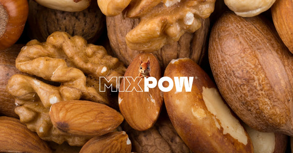 Cerneaux de noix, amandes et noix du Brésil — sources naturelles d'oméga-3 et oméga-6