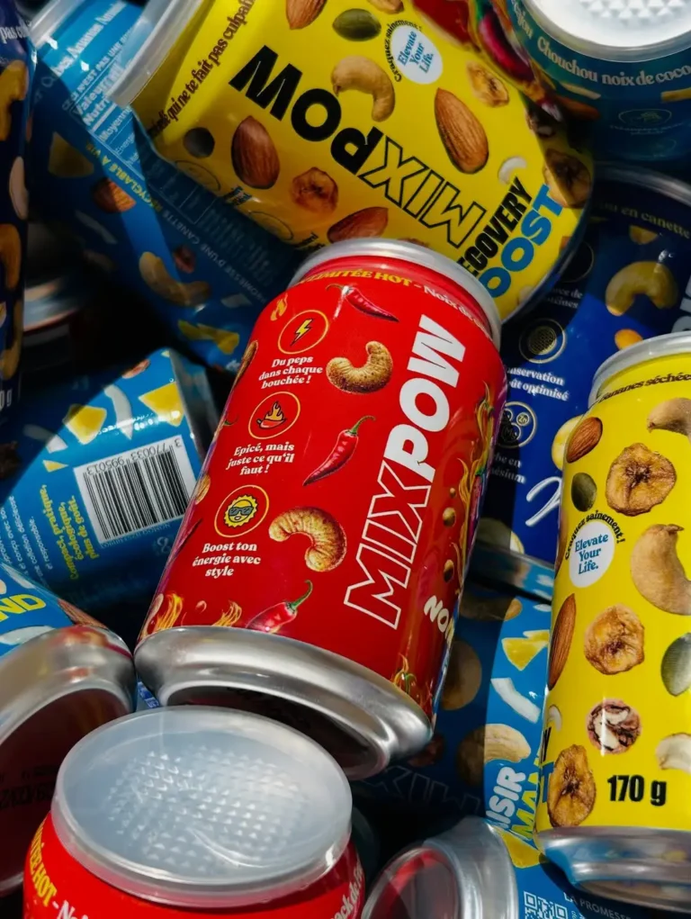 Les-canettes-Mixpow-sont-prêtes-à-briller-sous-le-soleil…-mais-pas-que-_Une-petite-surpriiiise-s’est_1